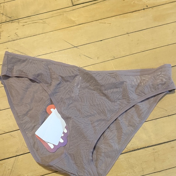 Sheer Bikini Briefs in blue, black and beige - Picture 2 of 3